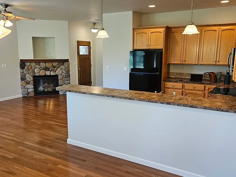 2120 Bender Park Blvd #B — Photo 7