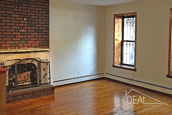 1st image of 282 Saint James Pl APT 1