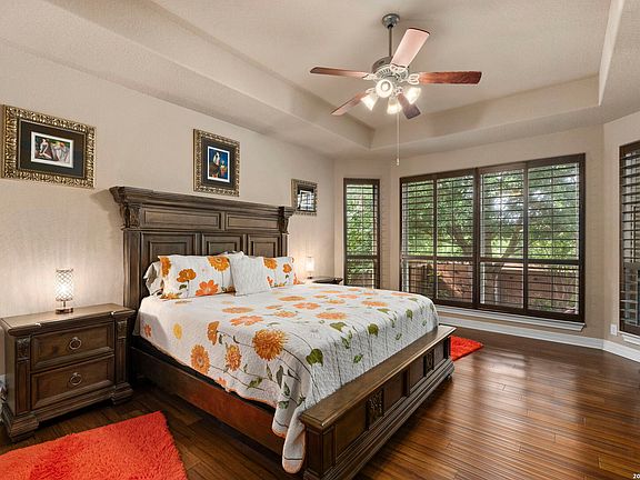 4th image of 10612 Foxen Way