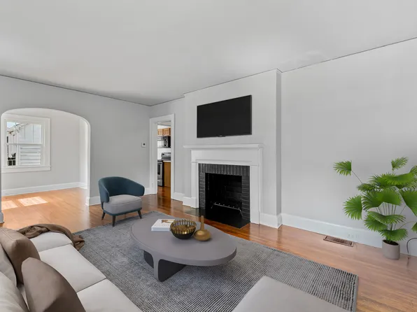 1936 Garibaldi Ave, Charlotte, NC 28208