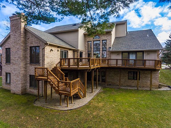 4th image of 17441 Ellen Dr