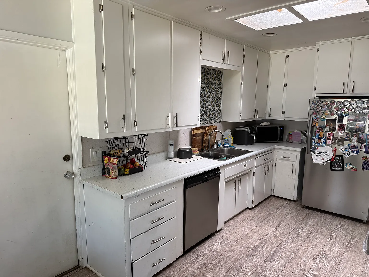 1537 E. Palm Ave — Photo 1
