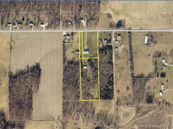 1050 W Purlee Road, Salem, IN 47167