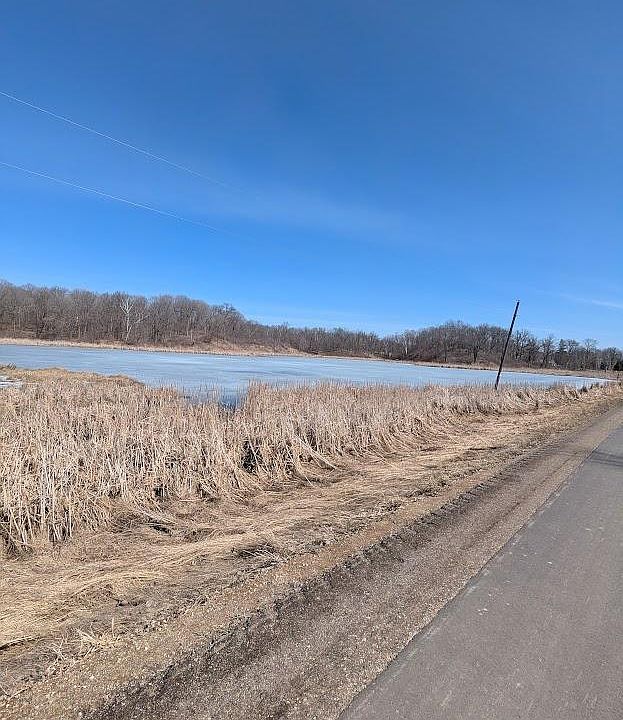 2nd image of 470th St