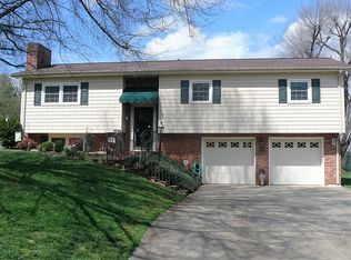 304 Birch Circle Dr, Hudson, NC 28638