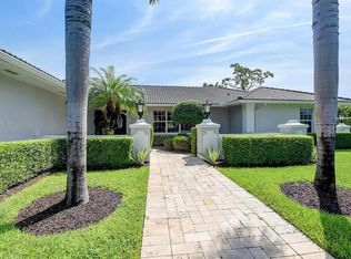 9320 Dundee Dr, Lake Worth, FL 33467