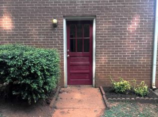 2319 Highland Ave #B, Charlottesville, VA