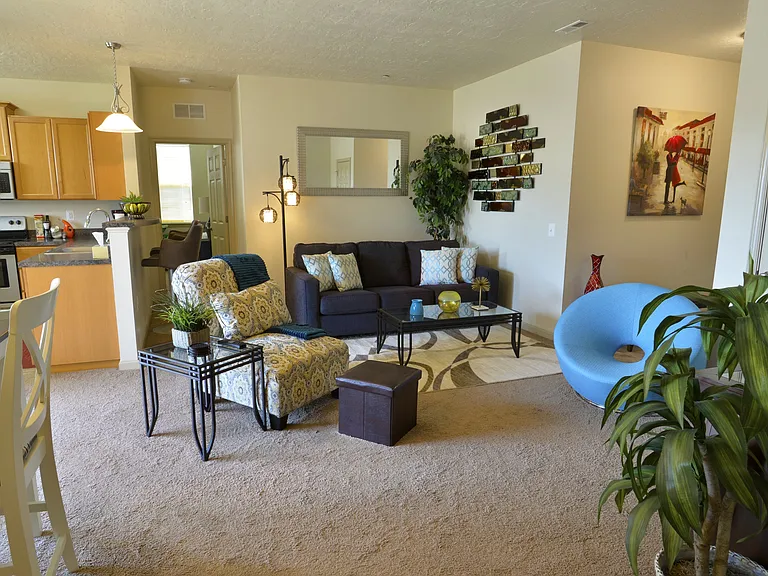 Hawthorne Gardens — Photo 25