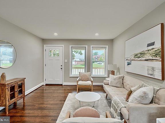 5th image of 106 Juniper Dr