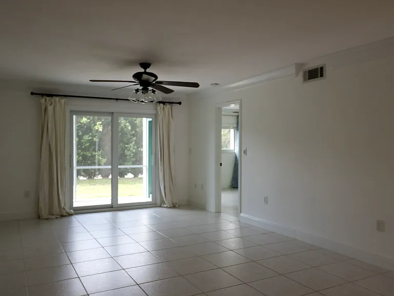 Cypress Way E — Photo 6