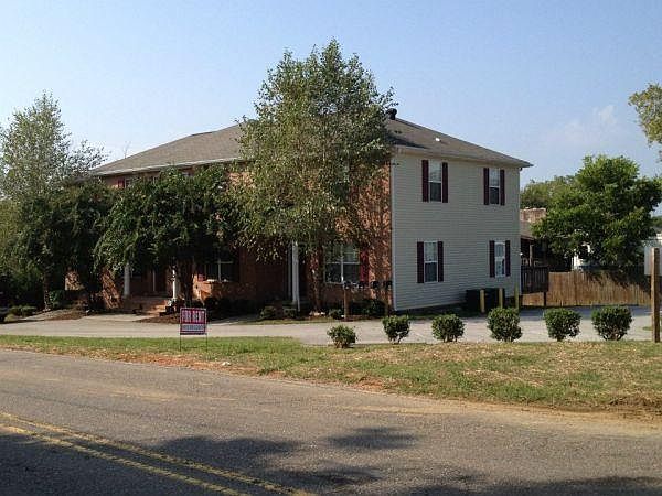 1st image of 713 Liberty St