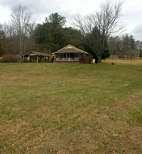 61 Haze Dr — Photo 2
