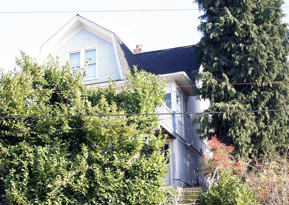 2nd image of 4120 Baker Ave NW