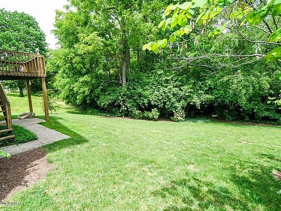 2nd image of 6538 Bridleview Cir