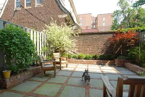 Sold by Corcoran | media 23
