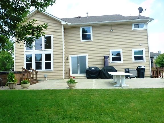 3rd image of 3434 Heritage Trace Dr W