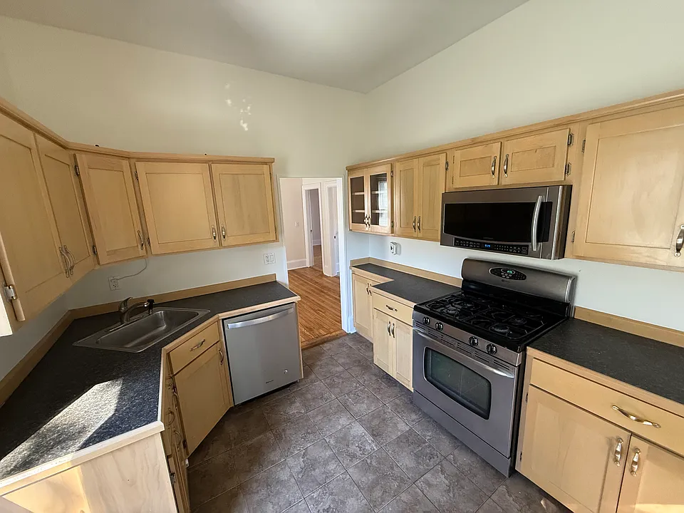 254 Spring St #2