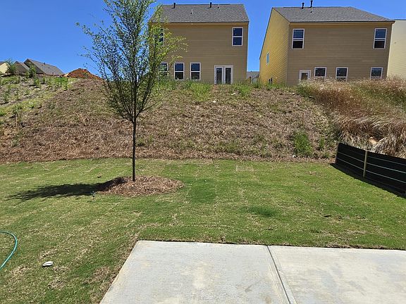3rd image of 40 Shelter Ln E