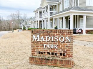 1957 Wire Rd APT 17, Auburn, AL 36832