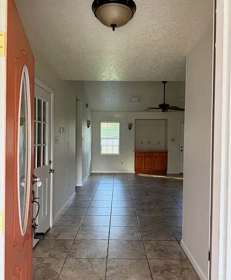 550 Dewey Rd — Photo 3