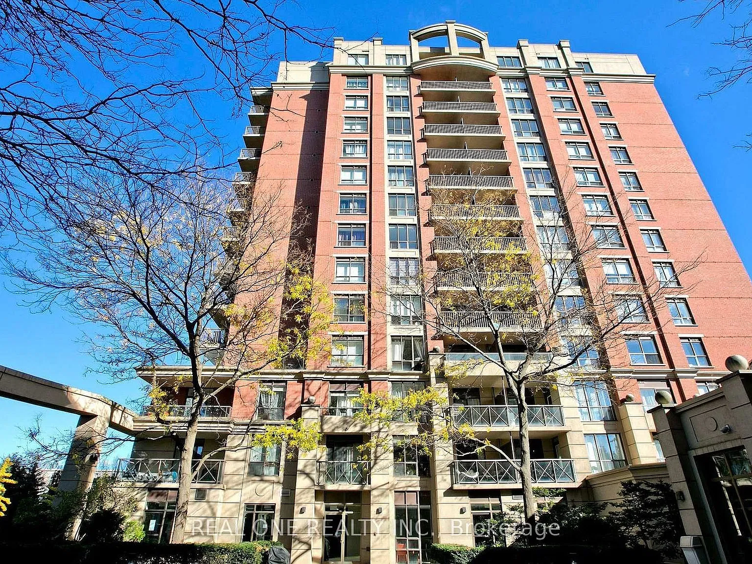 2 bed, $2,500 — Photo 2