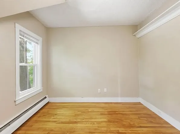 (undisclosed Address), Brockton, MA 02301