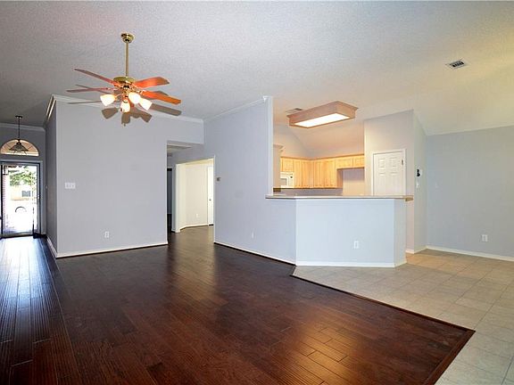 5th image of 6721 Lucas Ln