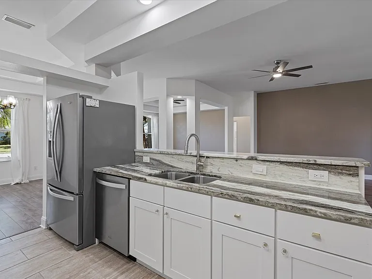 3062 Nina Ct — Photo 5