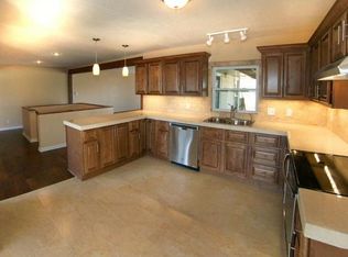 8996 W 255th St, Louisburg, KS 66053