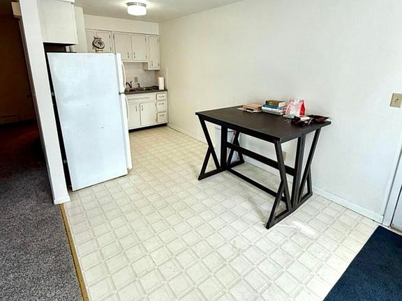 3rd image of 34 Brown St #1