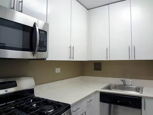 Rented by Level Group | media 14