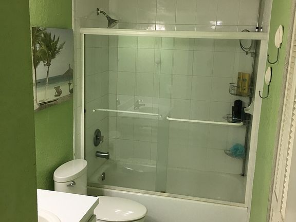 5th image of 9350 Fontainebleau Blvd APT 404