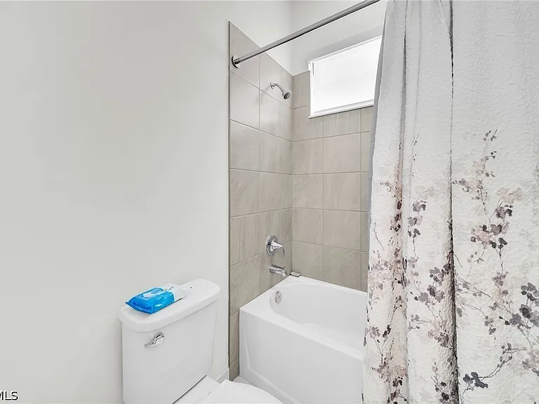 5043 Ofanto Ln — Photo 19