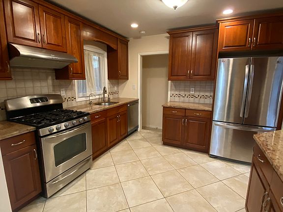 3rd image of 38-11 222nd St #1