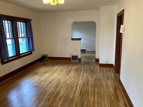 Family Room from front porch entry.