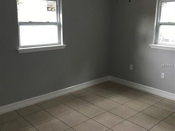 4th image of 5709 Elon Dr