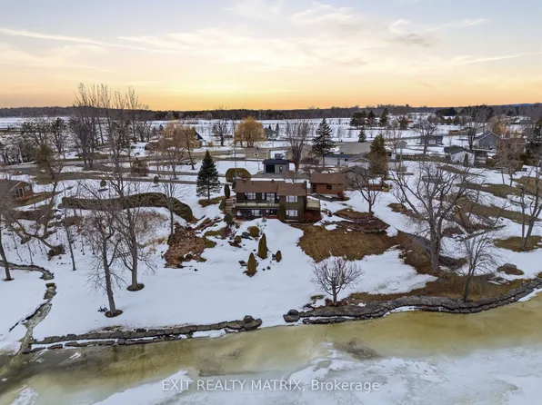 2176 Bay Rd, Champlain, ON K0B 1K0