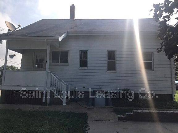 2nd image of 3737 Marvin Ave