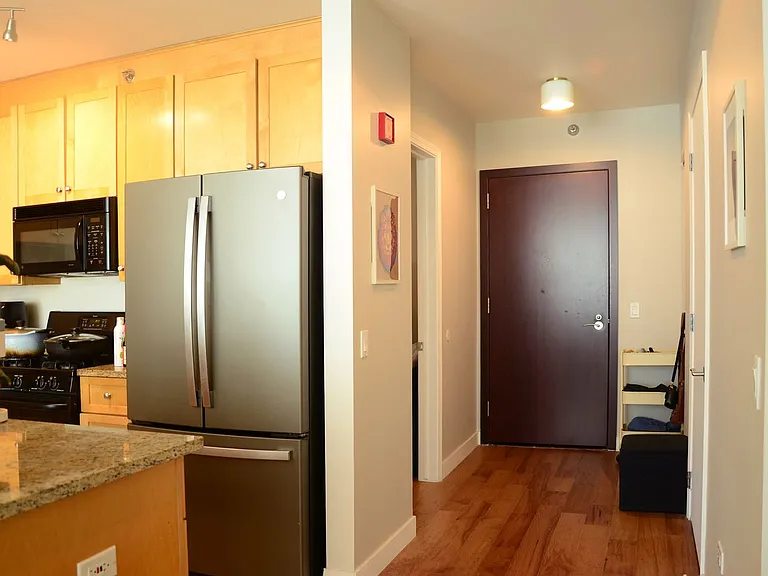 33 W Ontario St #31E — Photo 25