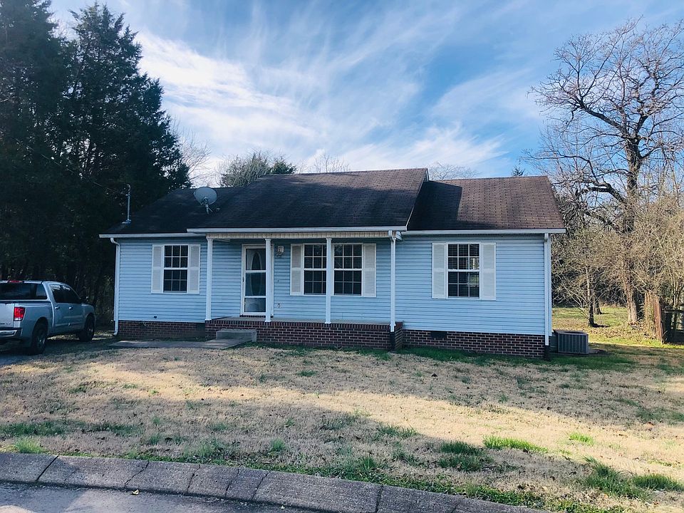 1st image of 304 Canova Ct