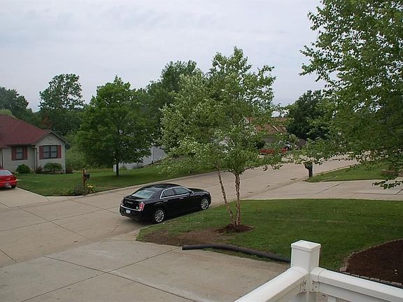 3rd image of 763 Deer Run