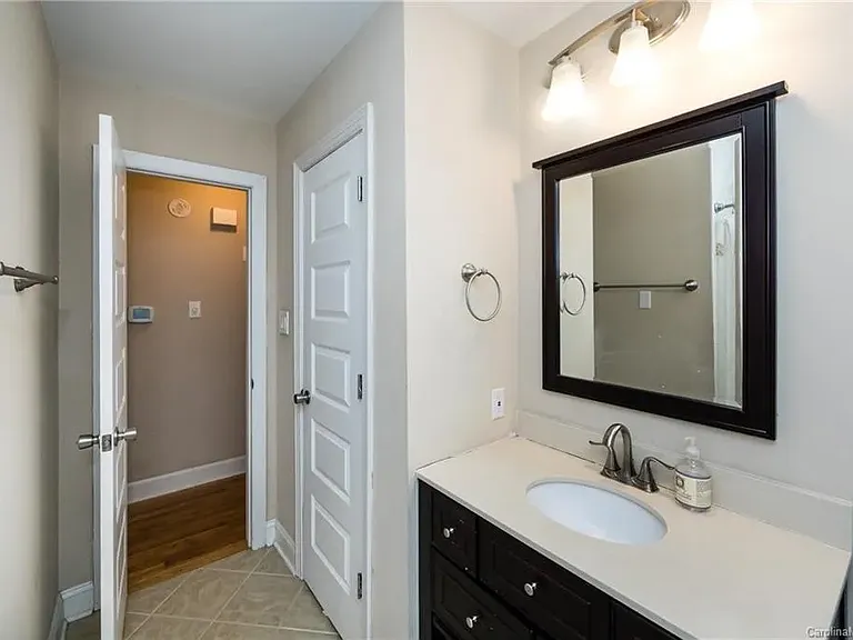 5875 Wedgewood Dr — Photo 16
