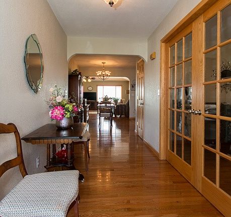 2nd image of 1021 Dorothy Ave