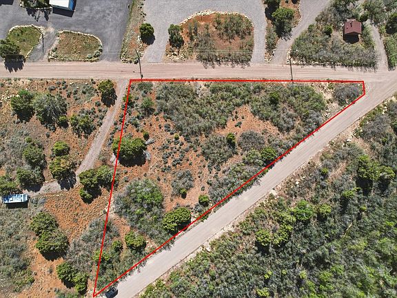 3rd image of 22660 Fish Pond Dr