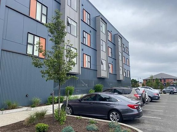 3rd image of 95 Cranston St #307