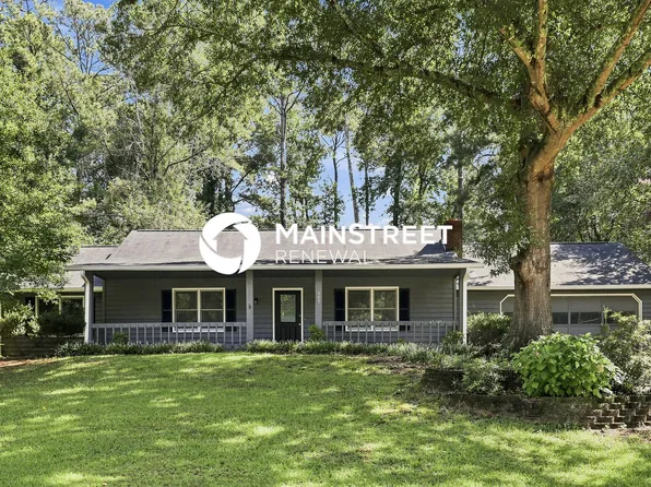 795 Cedar Lake Dr SE, Conyers, GA 30094