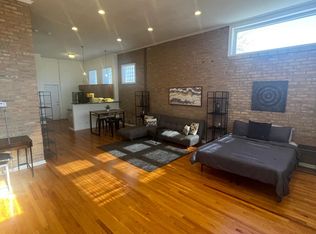 966 E 62nd St #1, Chicago, IL 60637