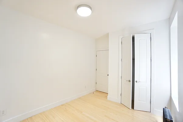 Rented by BRICK & GALO REALTY CORP | media 25