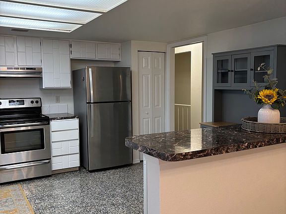 4th image of 4126 101st Street Ct