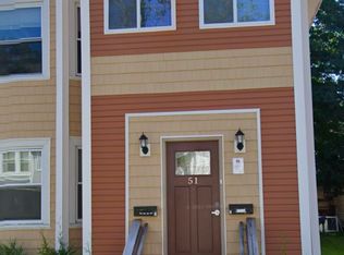 51 Dover St APT 2, Worcester, MA 01609